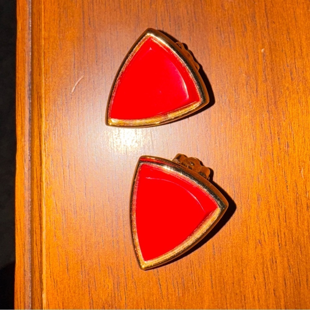Vintage red clip earrings